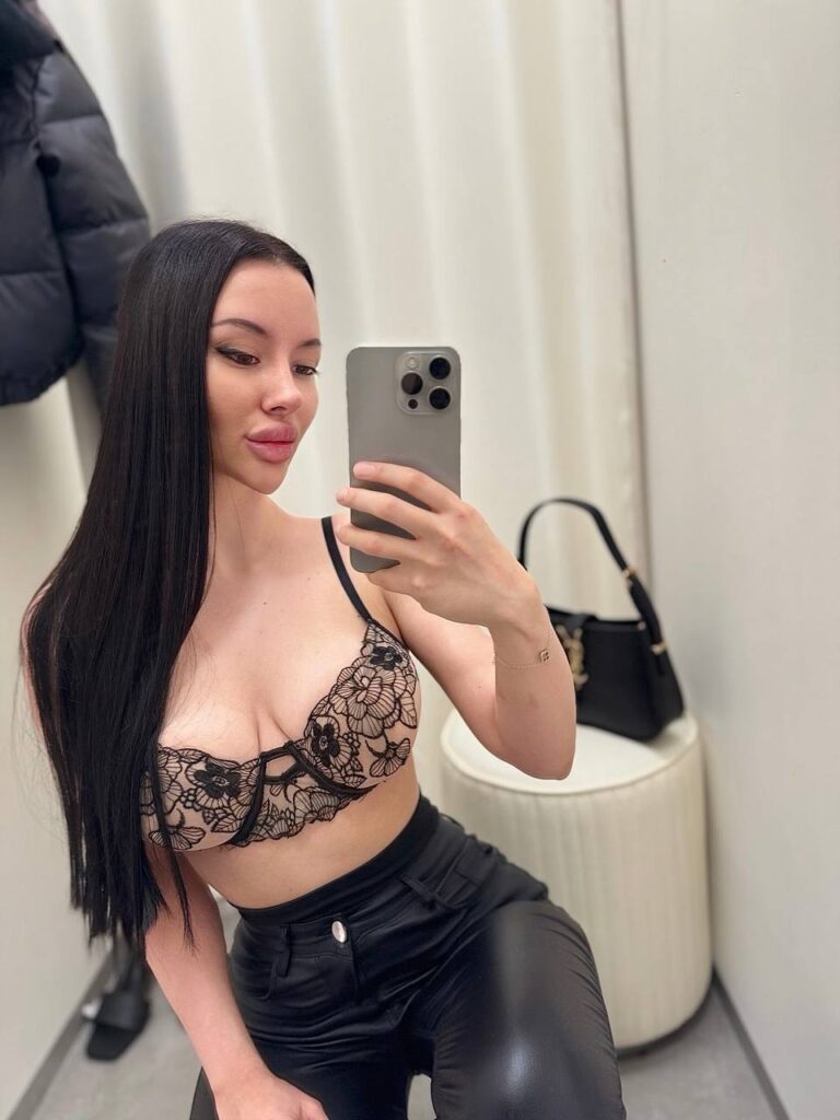 ВИП сопровождение от Лисса escort-moscow.pro